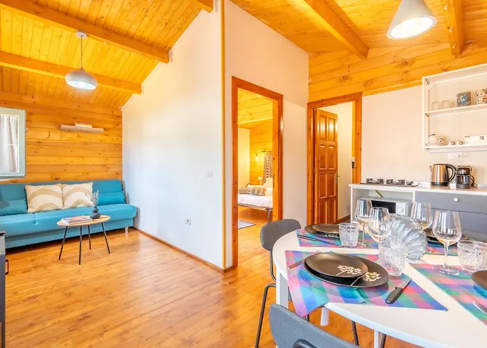 Oaknest Naturelodge - Dinotti