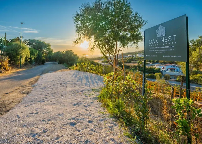 Oaknest Naturelodge - Dinotti *